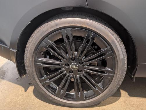 2025 Land Rover Range Rover P530 SE 7 Seat