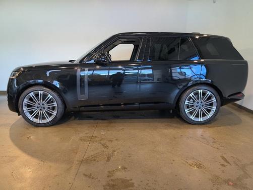 2023 Land Rover Range Rover P530 SE