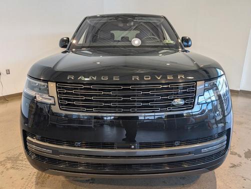 2023 Land Rover Range Rover P530 SE