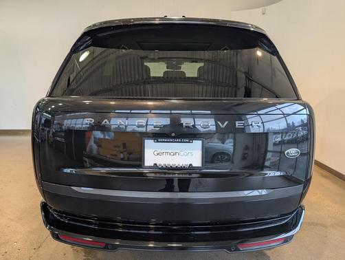 2023 Land Rover Range Rover P530 SE