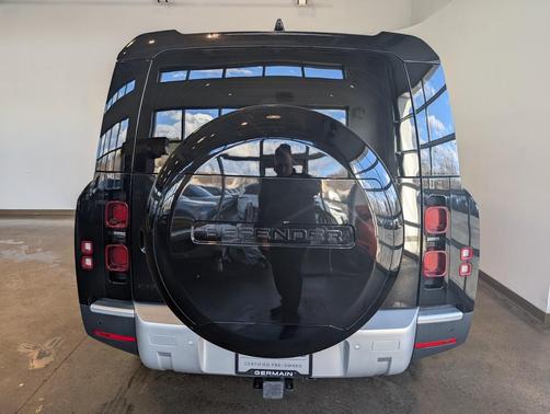 2024 Land Rover Defender 130 P300 S