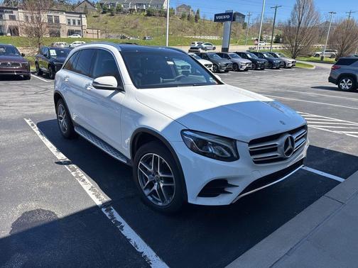 Polar White 2019 Mercedes-Benz GLC 300 4MATIC