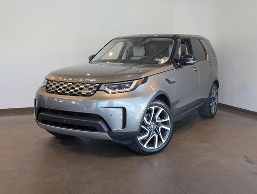 2024 Land Rover Discovery P300 S