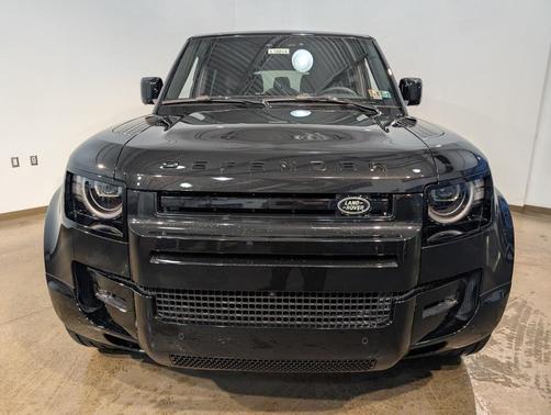 2026 Land Rover Defender X-Dynamic SE