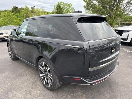 2023 Land Rover Range Rover P400 SE