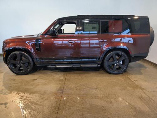 2026 Land Rover Defender X-Dynamic SE
