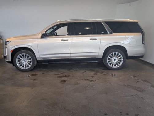 2024 Cadillac Escalade ESV Premium Luxury