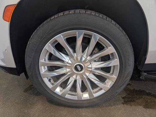 2024 Cadillac Escalade ESV Premium Luxury