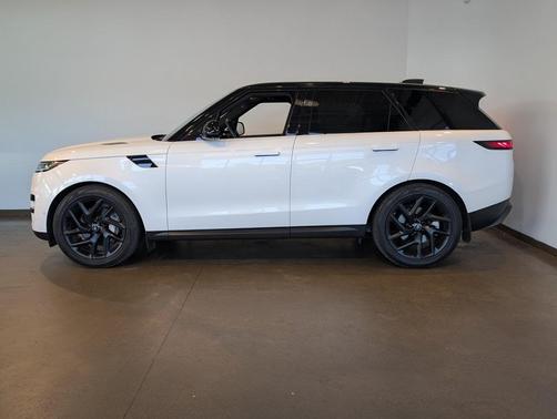 2024 Land Rover Range Rover Sport SE