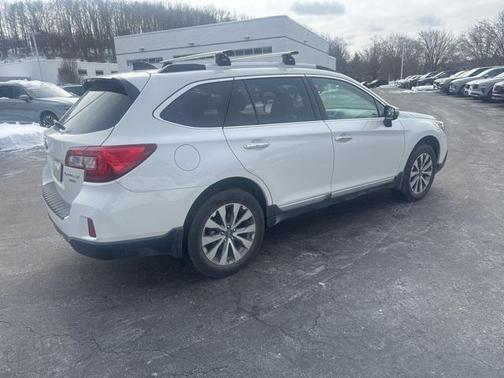 2017 Subaru Outback 3.6R Touring