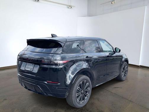 Blue 2026 Land Rover Range Rover P530 SE 7 Seat