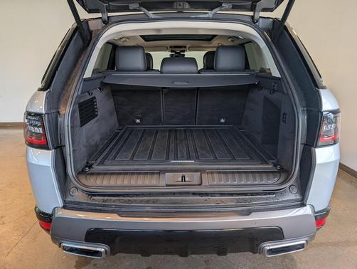 2022 Land Rover Range Rover Sport HSE Silver Edition