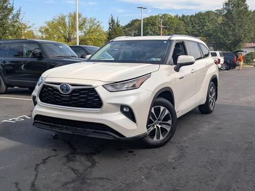 2020 Toyota Highlander Hybrid XLE