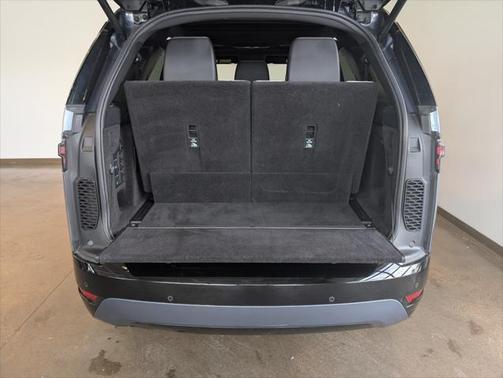 2023 Land Rover Discovery P360 HSE R-Dynamic