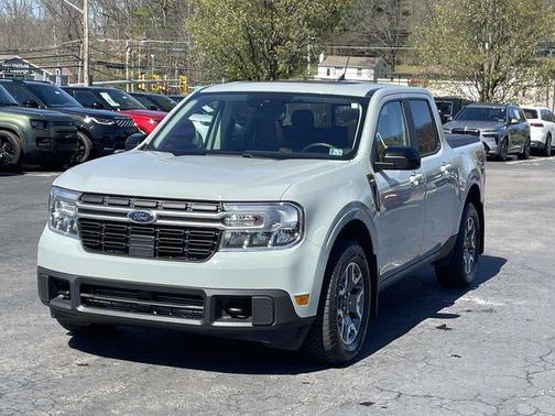 Cactus Gray 2024 Ford Maverick Lariat