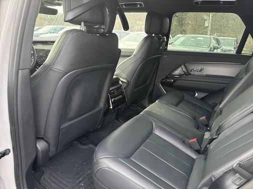 2025 Land Rover Range Rover Sport SE