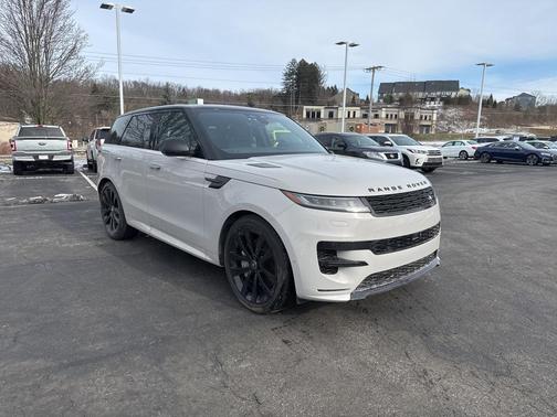 2025 Land Rover Range Rover Sport SE