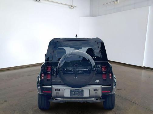 Santorini Black Metallic 2023 Land Rover Defender 110 X-Dynamic SE