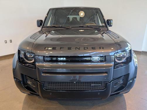 2023 Land Rover Defender 130 X-Dynamic SE
