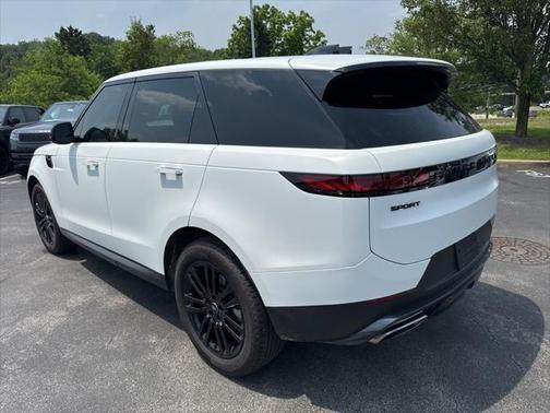 2024 Land Rover Range Rover Sport SE