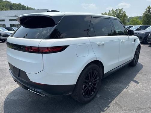 2024 Land Rover Range Rover Sport SE