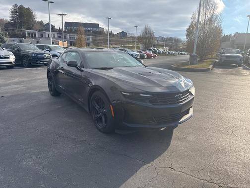 2024 Chevrolet Camaro RWD Coupe LT1
