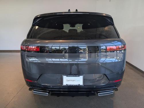 2025 Land Rover Range Rover Sport SE