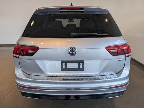 2020 Volkswagen Tiguan 2.0T SEL R-Line 4MOTION