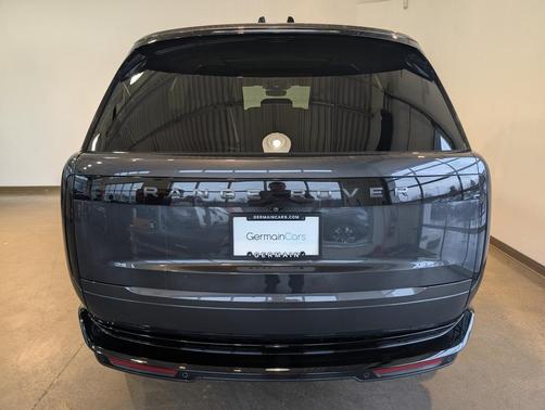 2024 Land Rover Range Rover P400 SE