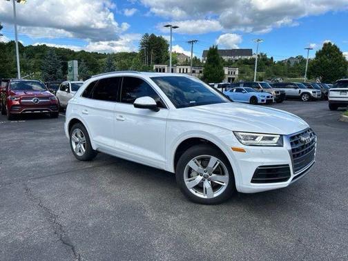 Ibis White 2019 Audi Q5 2.0T Premium Plus