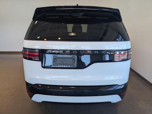 2025 Land Rover Discovery P360 Dynamic SE