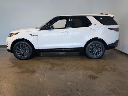 2022 Land Rover Discovery P300 S R-Dynamic