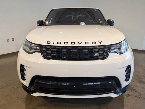 2022 Land Rover Discovery P300 S R-Dynamic