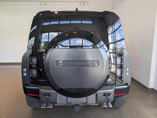 2023 Land Rover Defender 110 Carpathian Edition