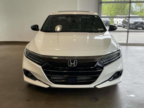Platinum White Pearl 2022 Honda Accord Sport 2.0T