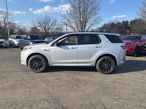 2025 Land Rover Discovery Sport S