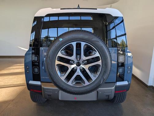 2026 Land Rover Defender S