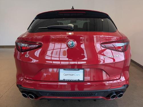 2018 Alfa Romeo Stelvio Quadrifoglio
