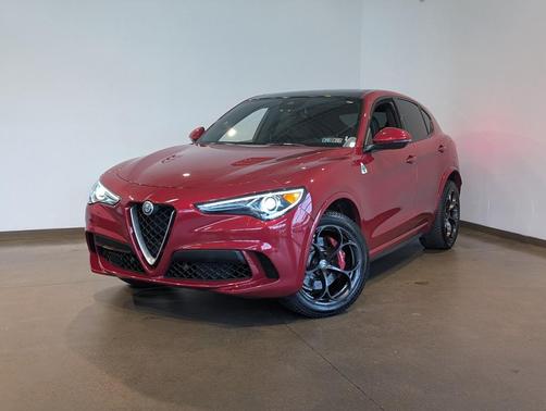 2018 Alfa Romeo Stelvio Quadrifoglio