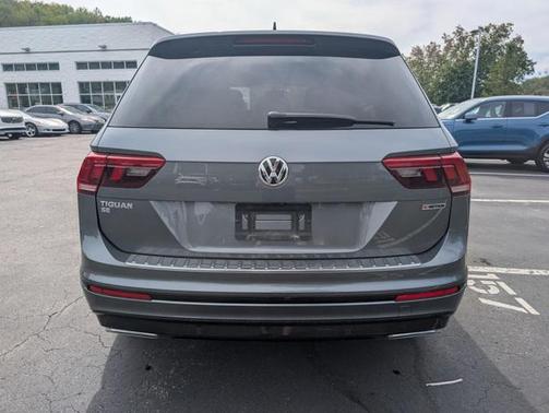 2020 Volkswagen Tiguan 2.0T SE R-Line Black 4MOTION