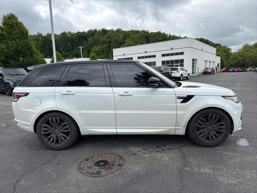 2017 Land Rover Range Rover Sport 3.0L Supercharged HSE Dynamic