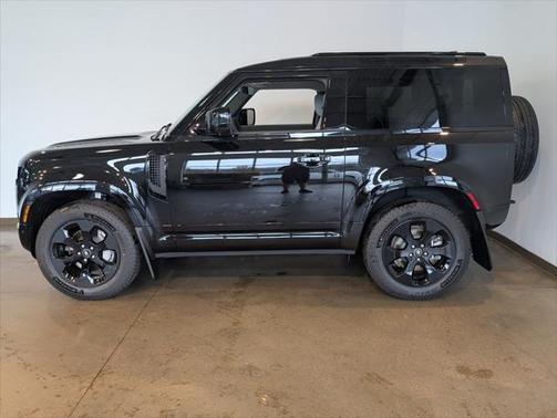 2025 Land Rover Defender 90 P400 X-Dynamic SE