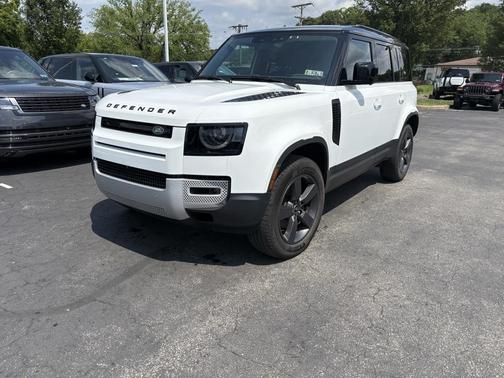 2023 Land Rover Defender 110 S