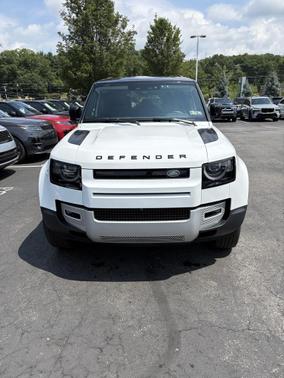 2023 Land Rover Defender 110 S