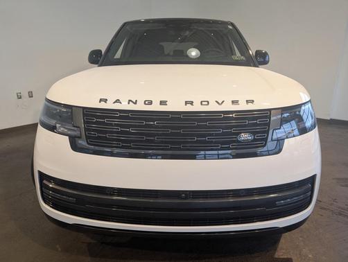 2025 Land Rover Range Rover P530 SE 7 Seat