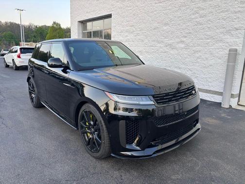 Obsidian Black SV Bespoke Ultra Metallic Gloss 2024 Land Rover Range Rover Sport SV Edition One Obsidian Black