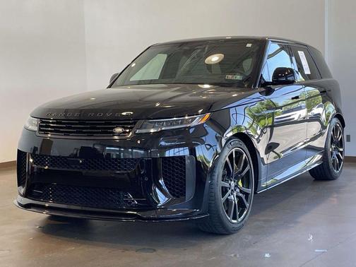 Obsidian Black SV Bespoke Ultra Metallic Gloss 2024 Land Rover Range Rover Sport SV Edition One Obsidian Black