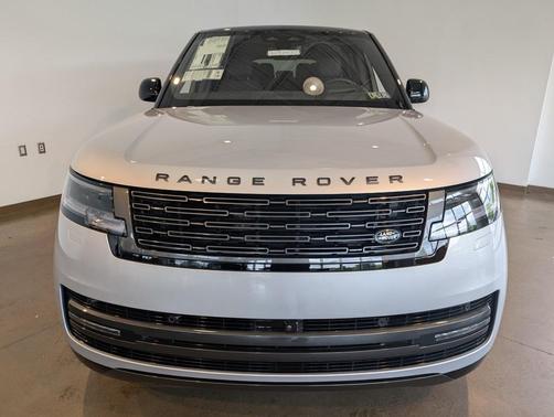 2025 Land Rover Range Rover P400 SE 7 Seat