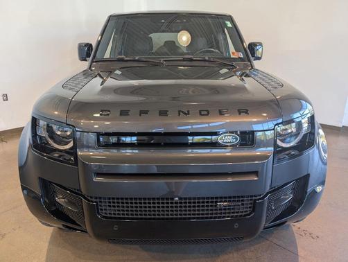 2023 Land Rover Defender 110 X-Dynamic SE
