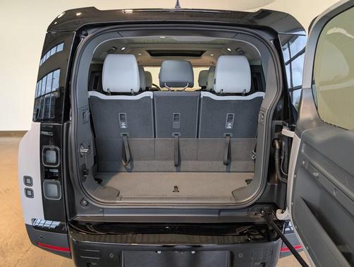 2026 Land Rover Defender S
